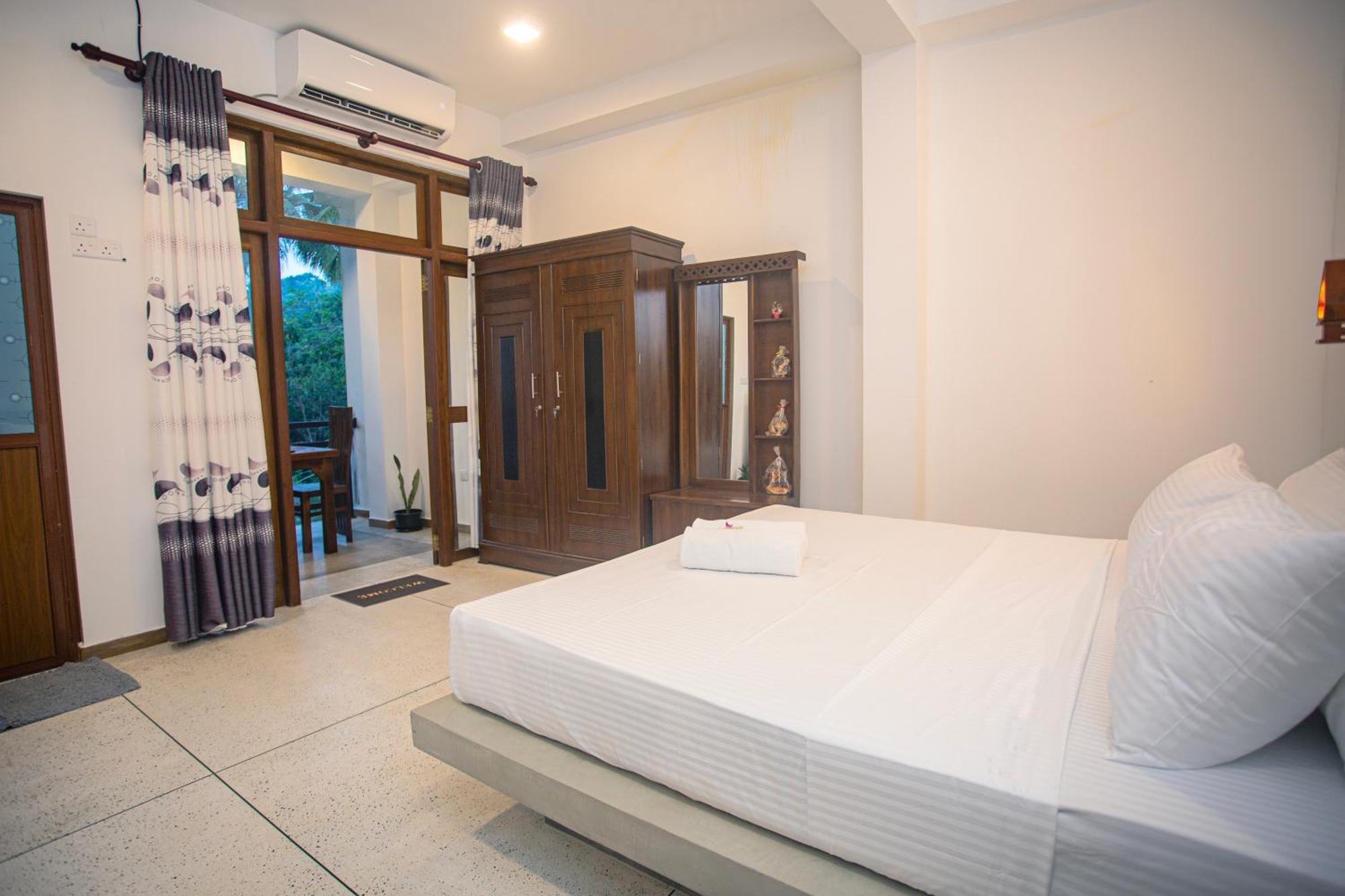 D2 Unawatuna Villa *